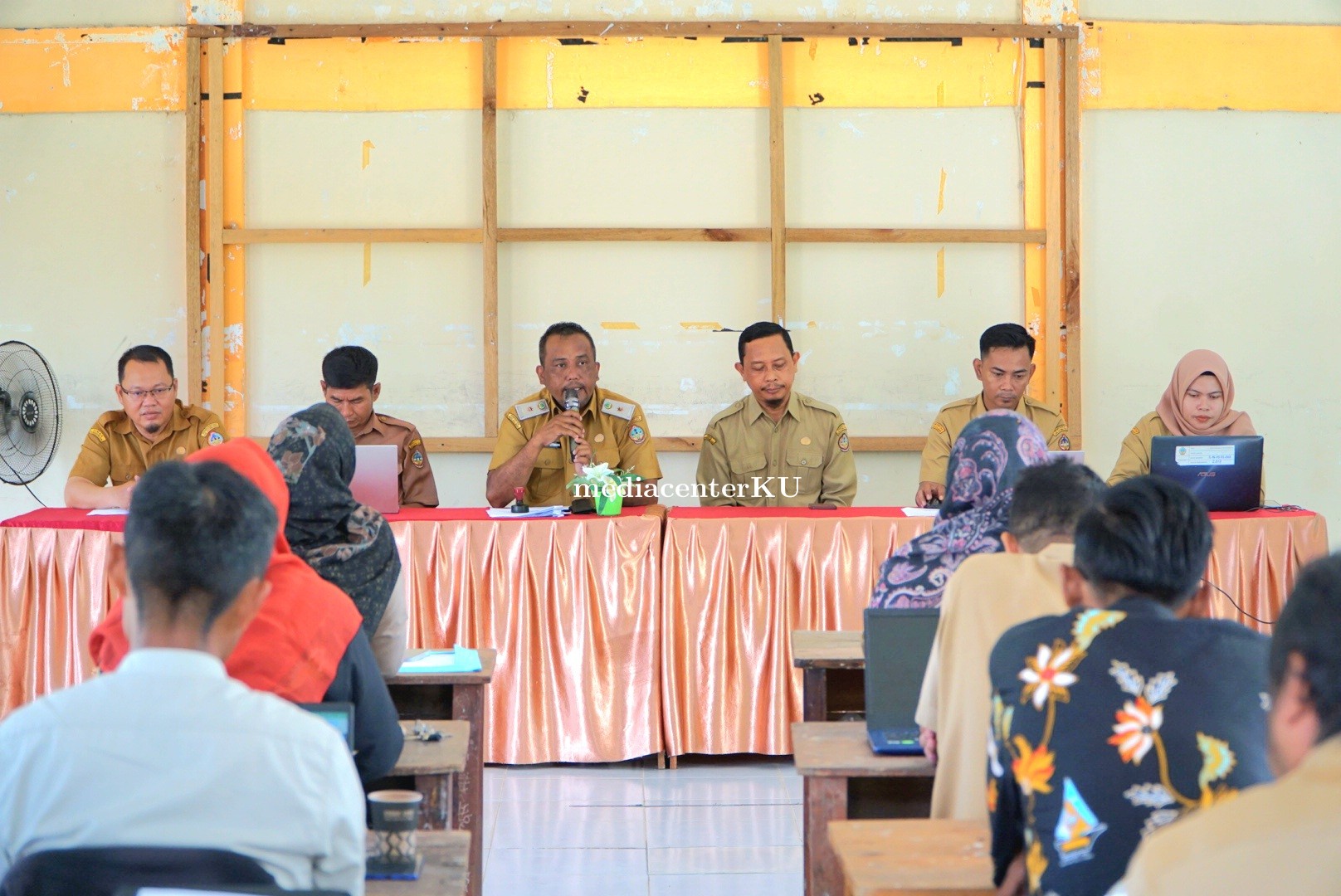 Dukung Transformasi Digital, Dinas Pendidikan & Diskominfo Kabupaten Kayong Utara Latih Kepala Sekolah Pakai TTE