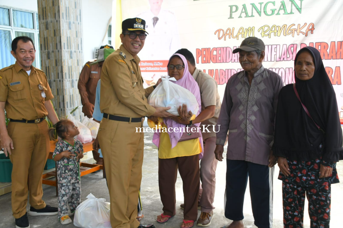 Tinjau Pendistribusian 300 Paket Bantuan Bapok, Pj Bupati Alfian: Agar Tepat Sasaran