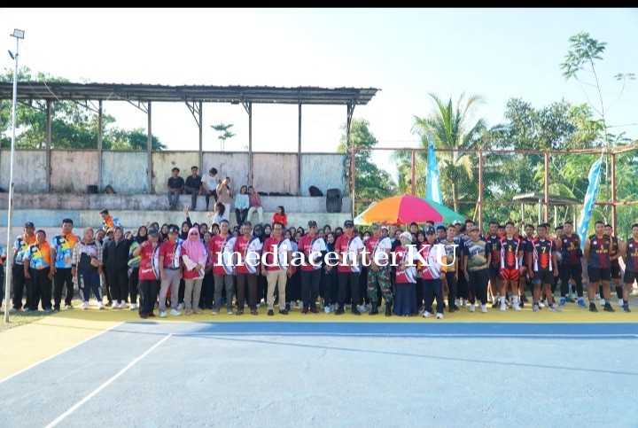 56 Tim Ikuti Turnamen Bola Voli se-Kayong Utara